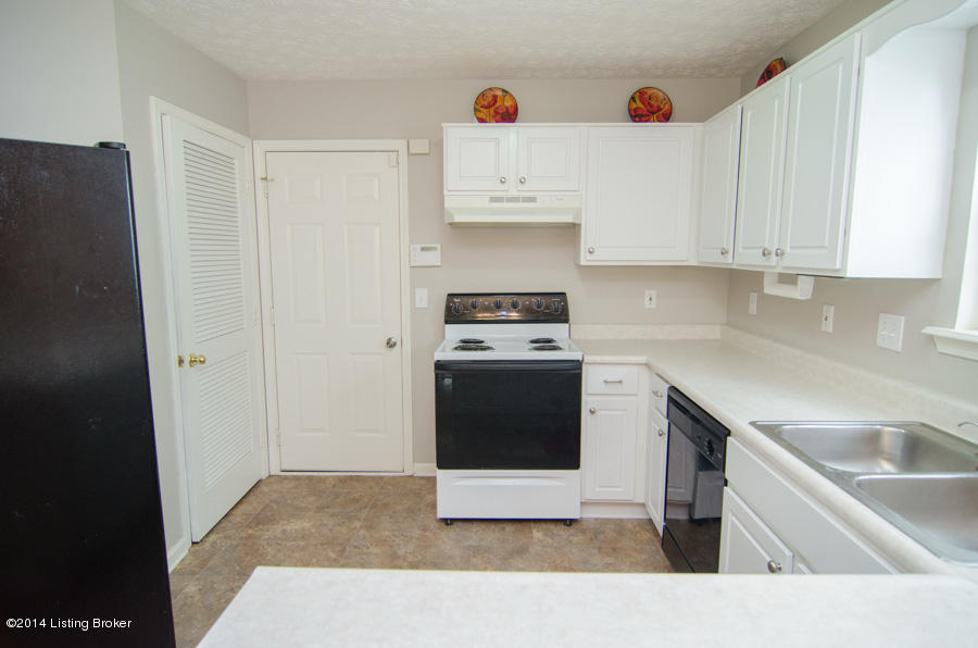 11014 St Rene Road Louisville, KY 40299 - Photo 18 of 34 Eat-in-Kitchen with Access to Garage