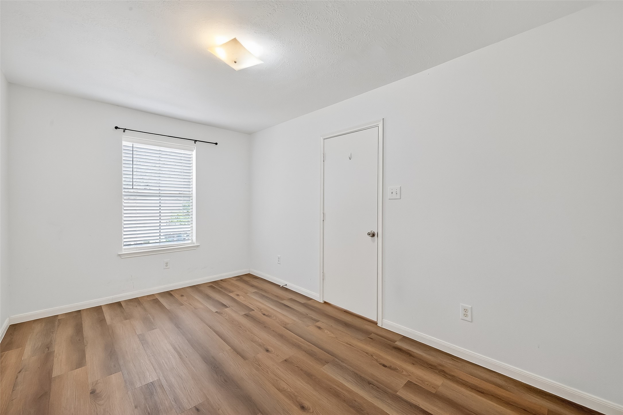 8366 Golf Green Circle Houston, TX 77036 - Photo 20 of 38