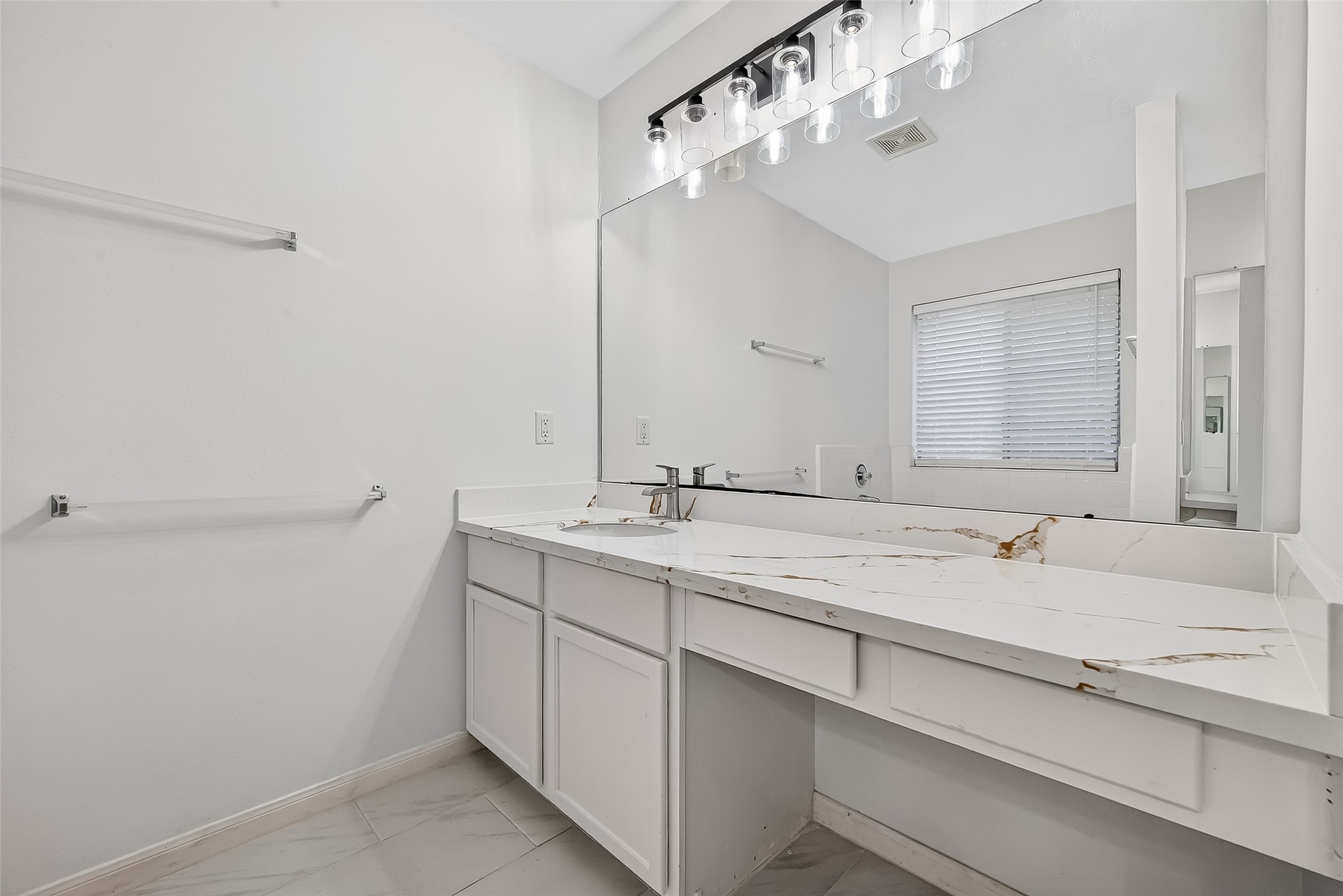 8366 Golf Green Circle Houston, TX 77036 - Photo 29 of 38