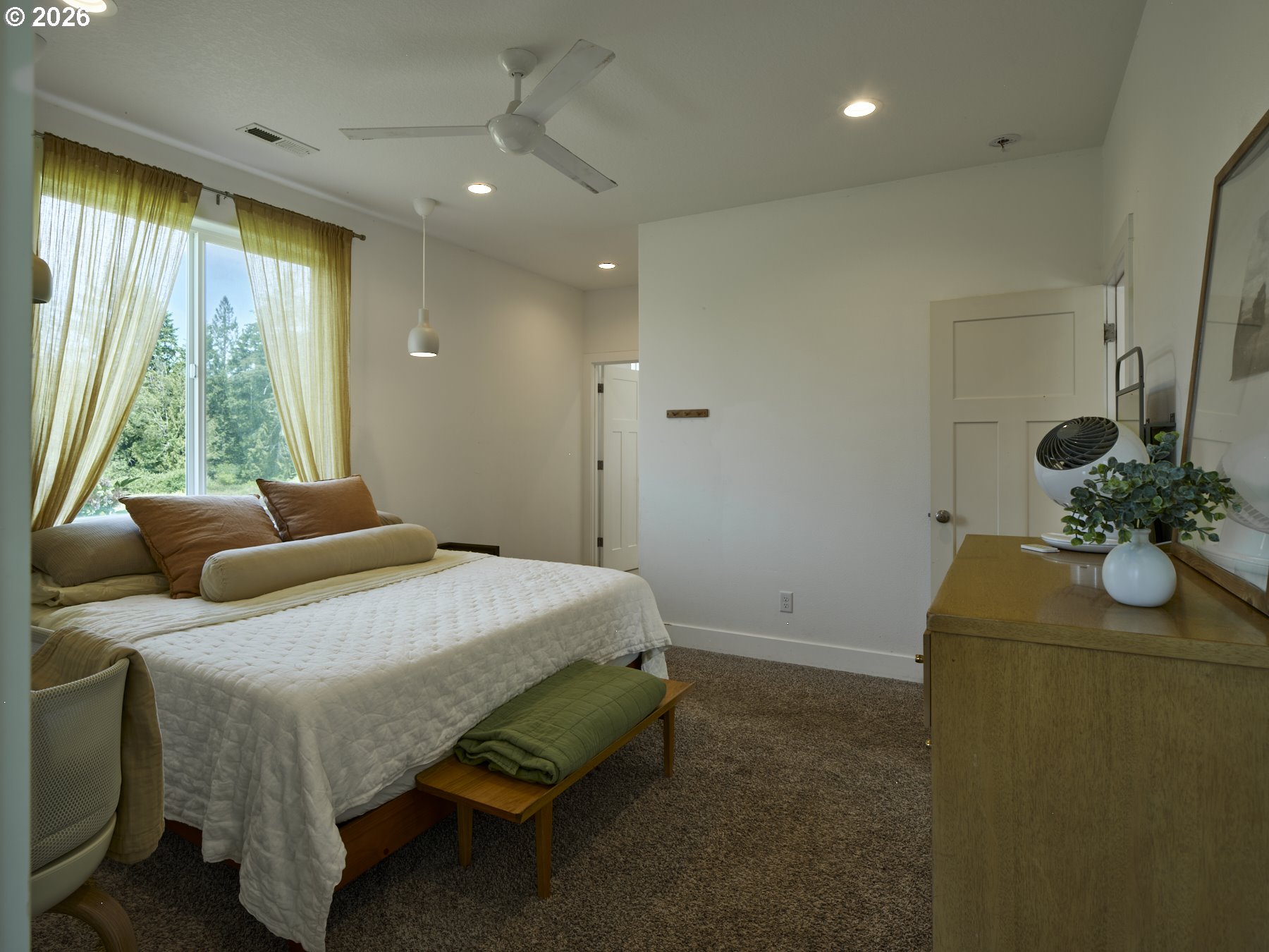 560 Park Road Winlock, WA 98596 - Photo 26 of 47 Primary Bedroom