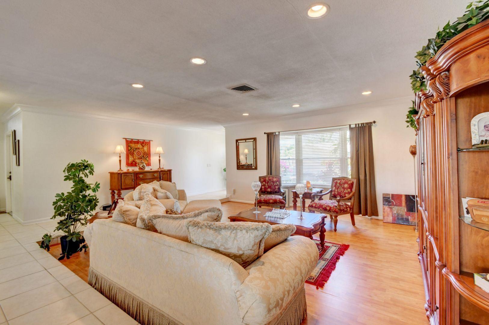 4841 Northwest 5th Terrace Boca Raton, FL 33431 - Photo 6 of 27 Living Room