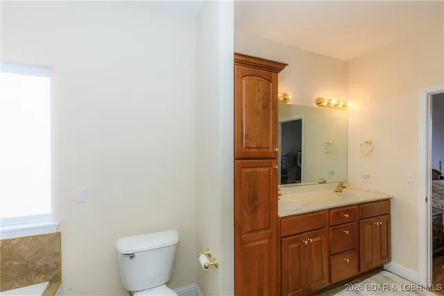 $400,000 | 765 College Boulevard, Osage Beach, MO 65065