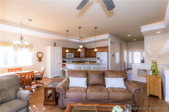 $400,000 | 765 College Boulevard, Osage Beach, MO 65065