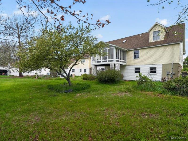 5081 Vines Road Howell, MI 48843 - Photo 64 of 77 58-5081-Vines-Rd-Howell-MI-48843-WindowStill-61.jpg