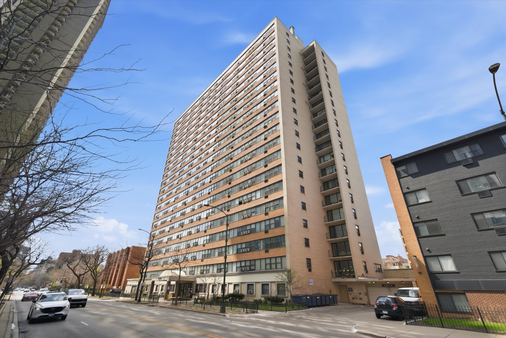 6030 North Sheridan Road, Unit 1001 Chicago, IL 60660 - Photo 17 of 26
