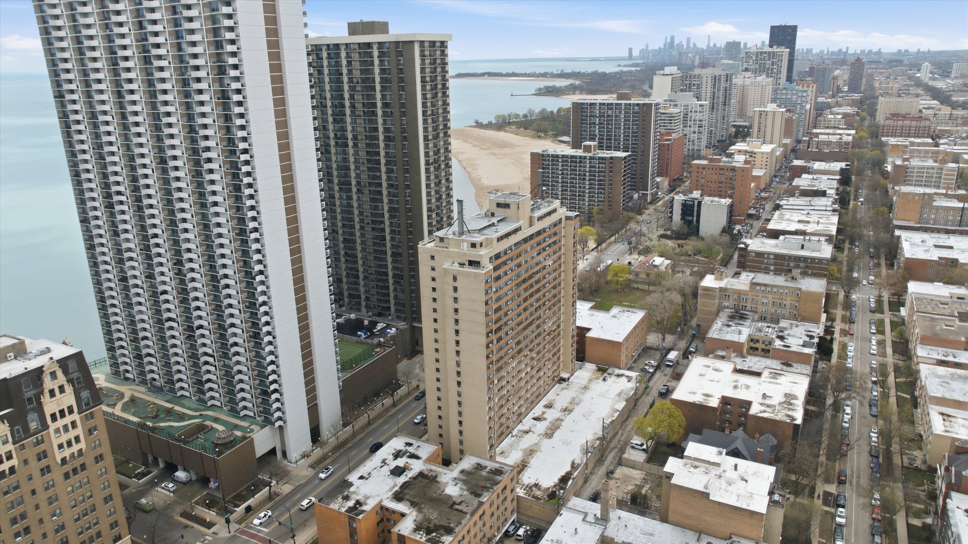 6030 North Sheridan Road, Unit 1001 Chicago, IL 60660 - Photo 19 of 26