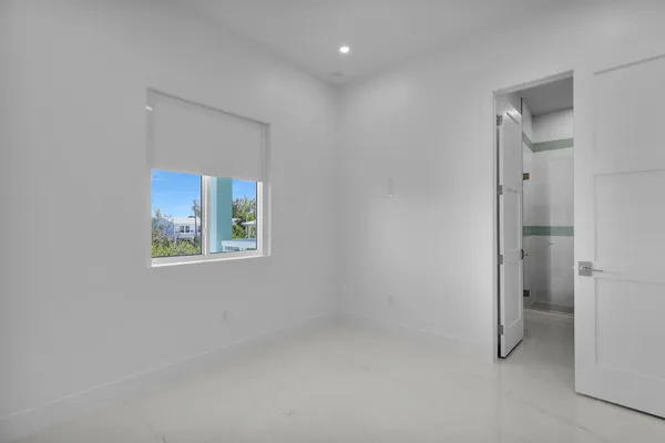 $1,780,000 | 518 Avenida Primiceria, Marathon, FL 33050