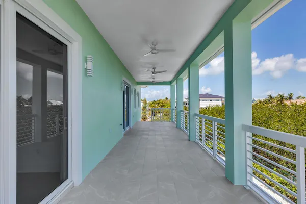 $1,780,000 | 518 Avenida Primiceria, Marathon, FL 33050