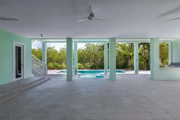 $1,780,000 | 518 Avenida Primiceria, Marathon, FL 33050