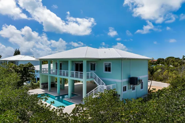 $1,780,000 | 518 Avenida Primiceria, Marathon, FL 33050