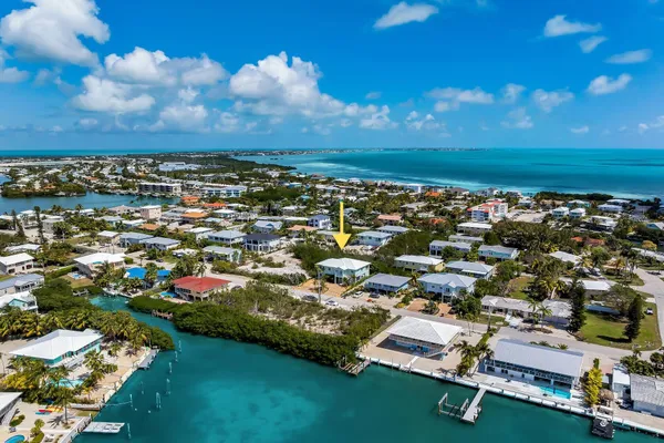 $1,780,000 | 518 Avenida Primiceria, Marathon, FL 33050