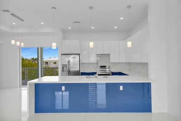 $1,780,000 | 518 Avenida Primiceria, Marathon, FL 33050