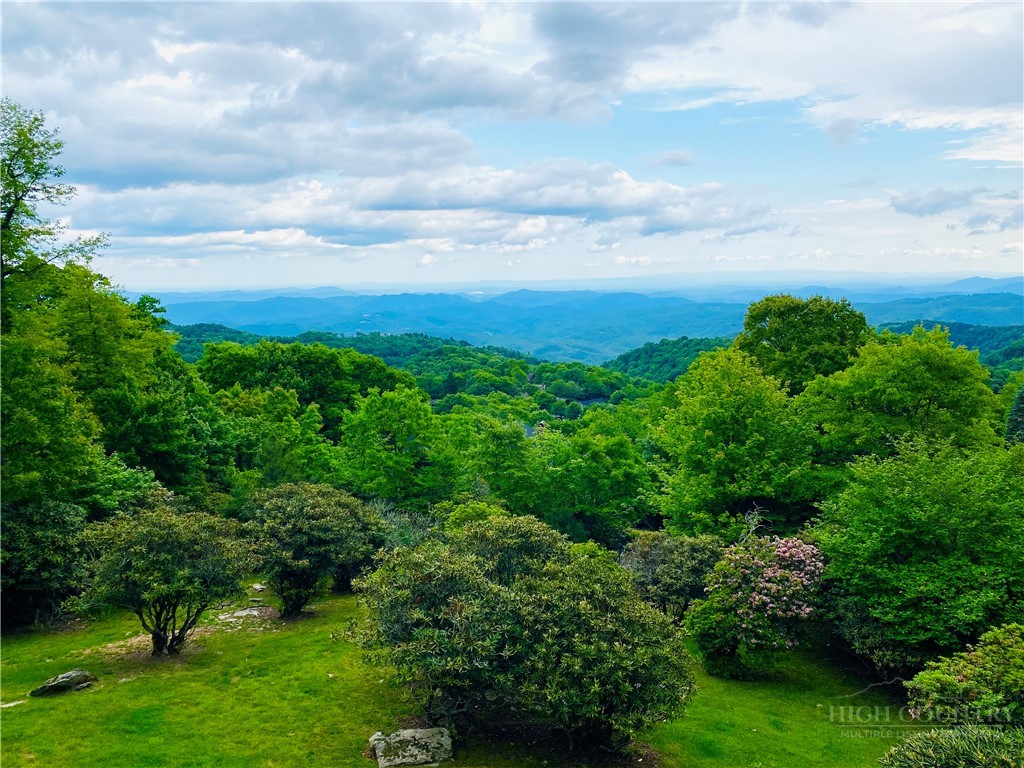 391 Oak Ridge Drive Boone, NC 28607 - Photo 1 of 47