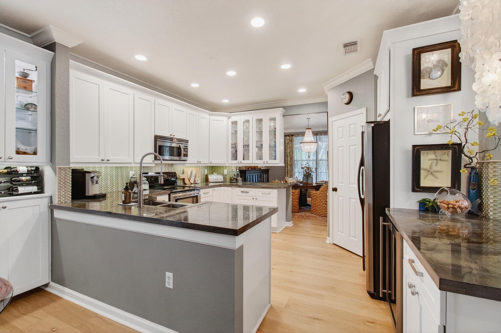 4524 Highgate Drive Delray Beach, FL 33445 - Photo 18 of 68 oversized kitchen