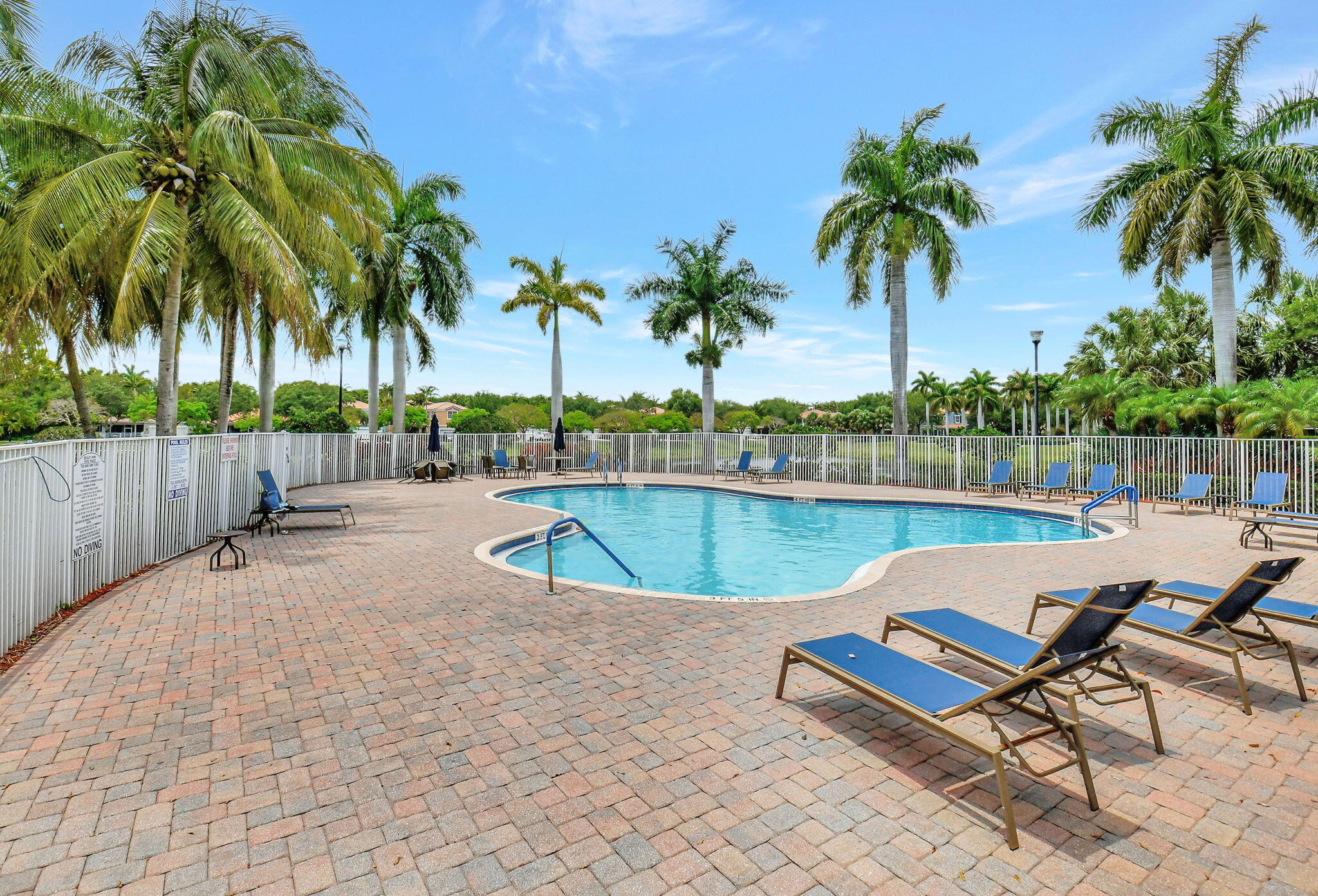 4524 Highgate Drive Delray Beach, FL 33445 - Photo 65 of 68 Community pool