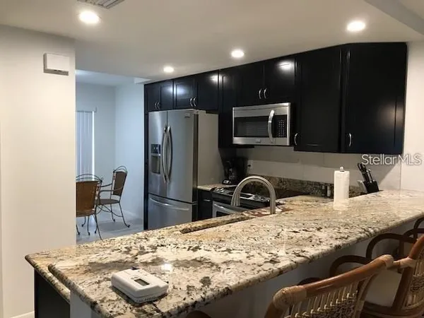 $3,500 | 6892 West Country Club Lane, Sarasota, FL 34243