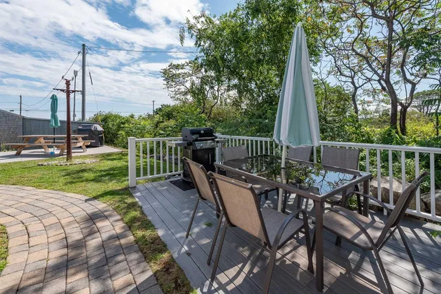 $3,100 | 1497 Ocean Boulevard, Unit #1 CARRIAGE HOUSE, Rye, NH 03870