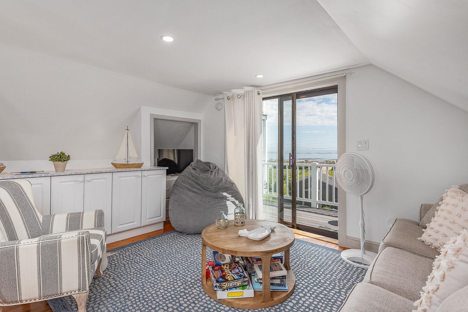 1497 Ocean Boulevard, Unit #1 CARRIAGE HOUSE Rye, NH 03870 - Photo 5 of 20