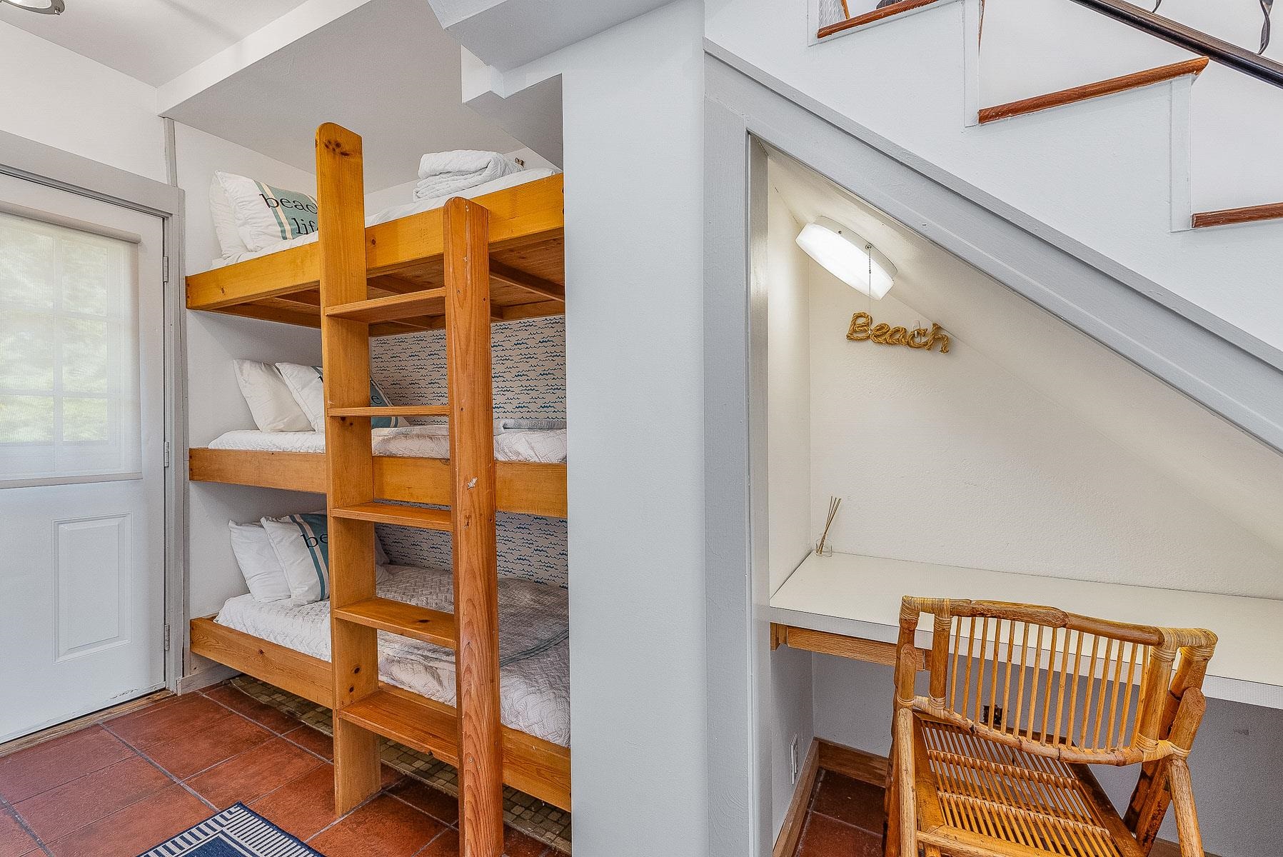 1497 Ocean Boulevard, Unit #1 CARRIAGE HOUSE Rye, NH 03870 - Photo 9 of 20