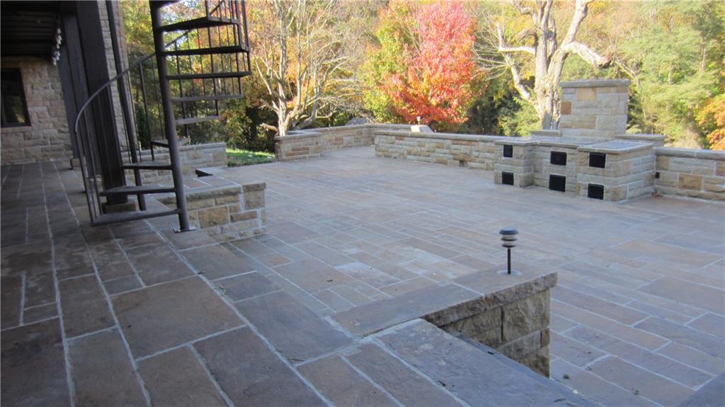 468 Felgar Road Somerset, PA 15501 - Photo 4 of 25 Gallery Image 4