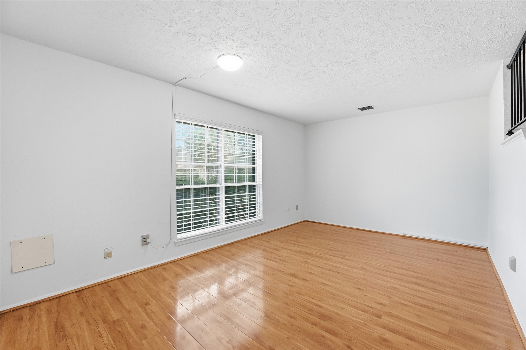 12447 Sharpview Drive, Unit 2447 Houston, TX 77072 - Photo 14 of 28