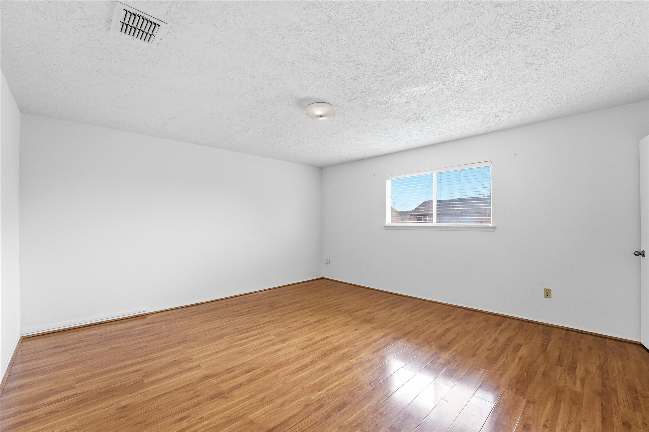 12447 Sharpview Drive, Unit 2447 Houston, TX 77072 - Photo 19 of 28