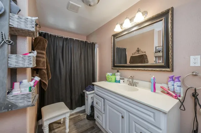 $250,500 | 448 East Tuolumne Street, Fresno, CA 93706