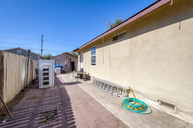 $250,500 | 448 East Tuolumne Street, Fresno, CA 93706