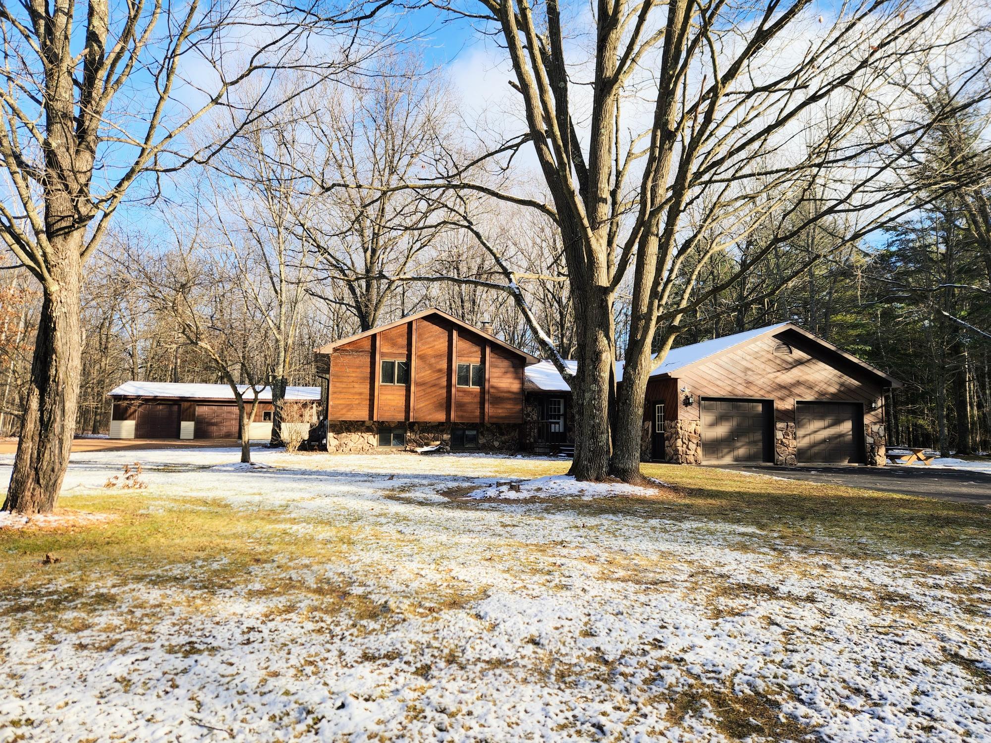 N9538 Westview Road Phillips, WI 54555 - Photo 4 of 63 Gallery Image 4