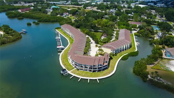 $460,000 | 129 Brent Circle, Oldsmar, FL 34677