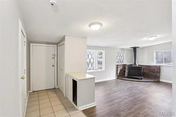 $138,000 | 325 Holiday Hill Drive, Florissant, MO 63033