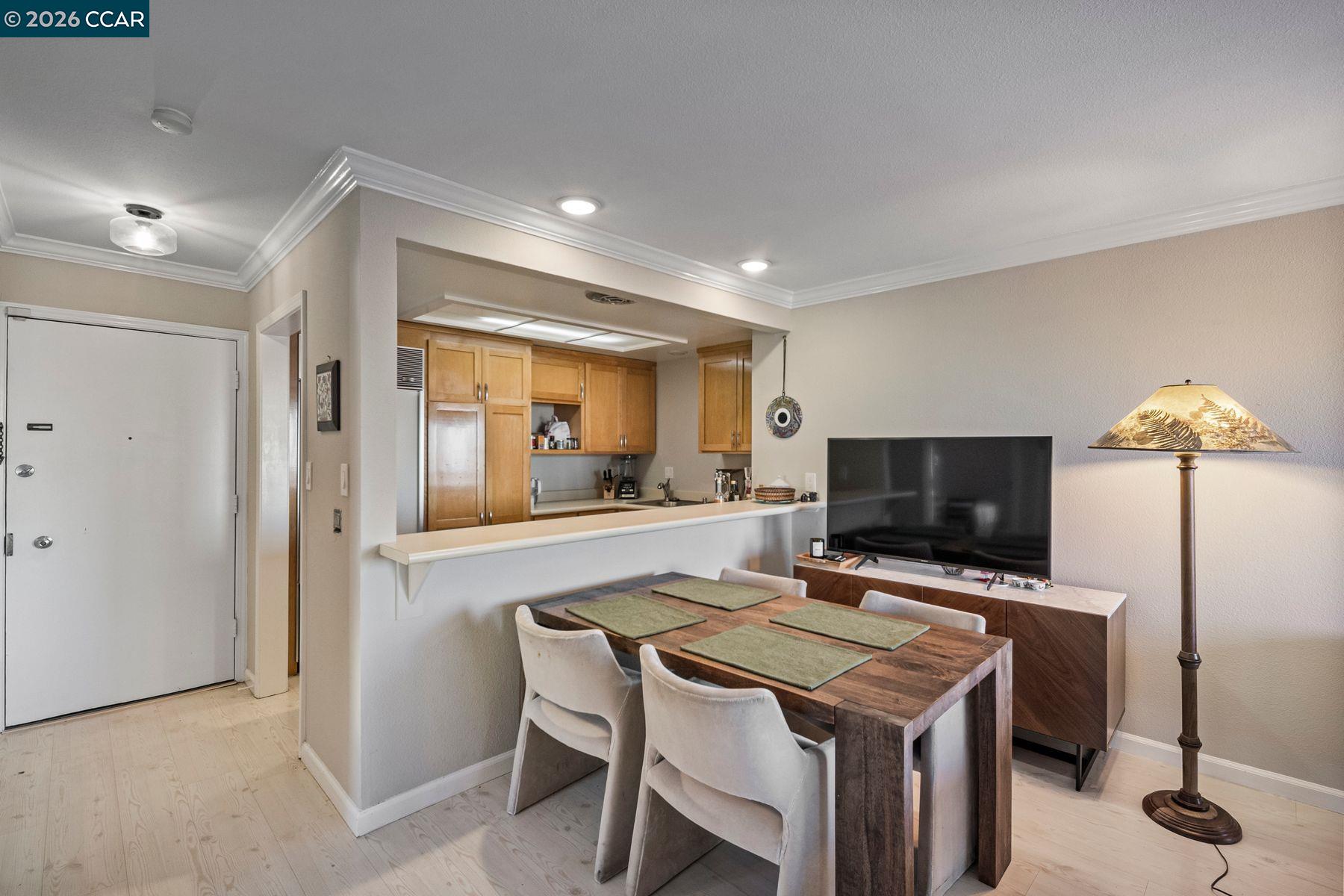 2 Panoramic Way, Unit 304 Berkeley, CA 94704 - Photo 17 of 43