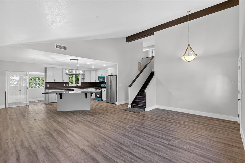 16133 Ravendale Drive Tampa, FL 33618 - Photo 11 of 36