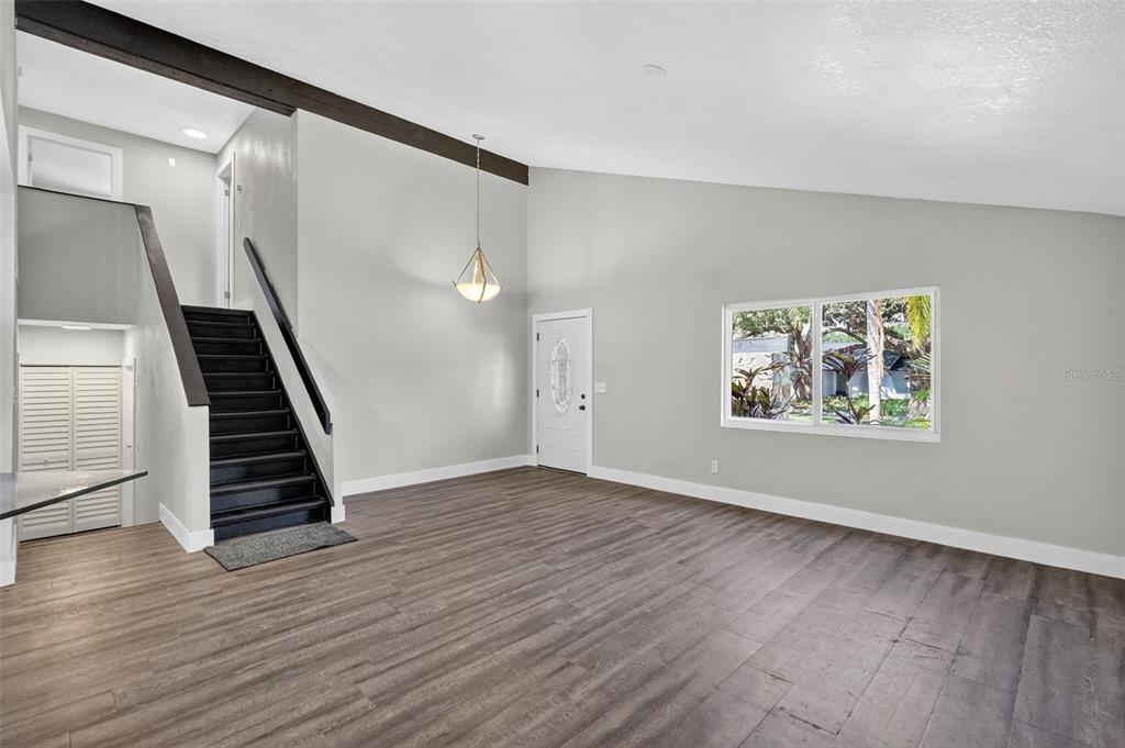 16133 Ravendale Drive Tampa, FL 33618 - Photo 12 of 36