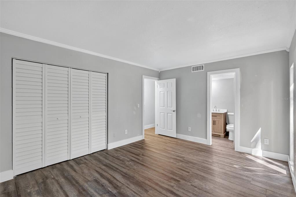 16133 Ravendale Drive Tampa, FL 33618 - Photo 21 of 36