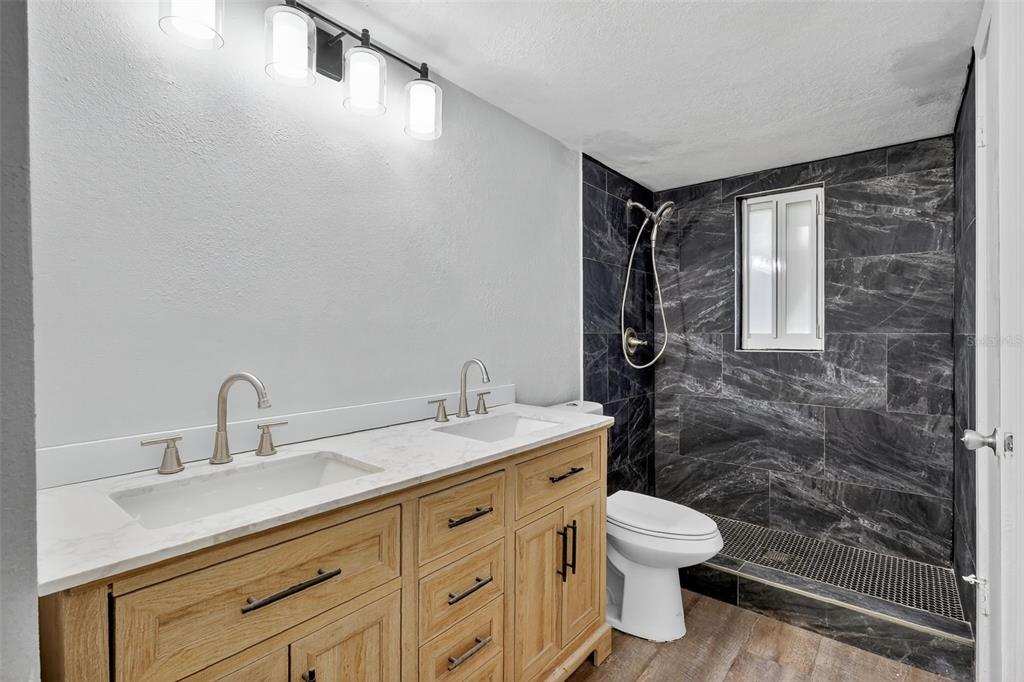 16133 Ravendale Drive Tampa, FL 33618 - Photo 22 of 36