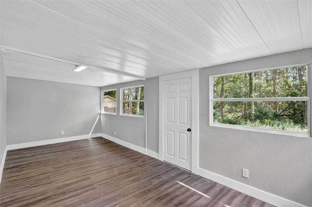 16133 Ravendale Drive Tampa, FL 33618 - Photo 24 of 36