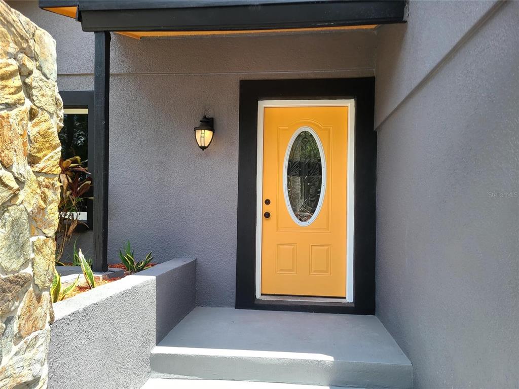 16133 Ravendale Drive Tampa, FL 33618 - Photo 9 of 36