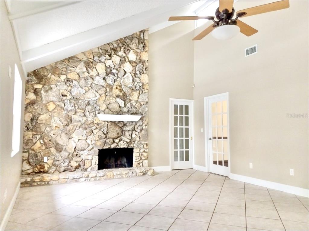102 Valencia Loop Altamonte Springs, FL 32714 - Photo 8 of 28 Gallery Image 8