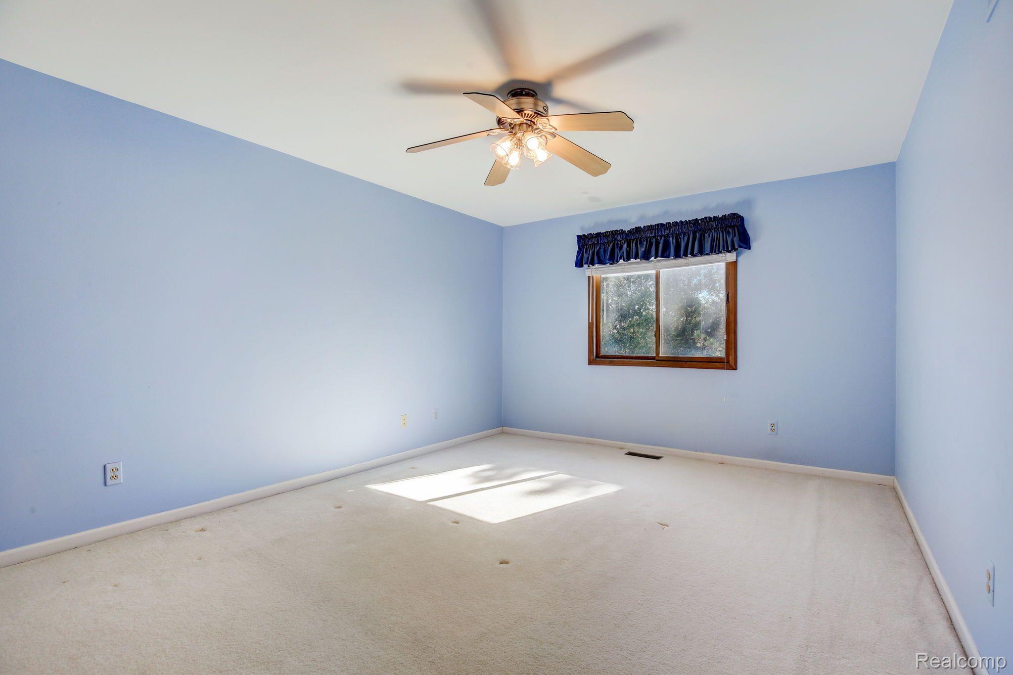 41773 Waterfall Road Northville, MI 48168 - Photo 34 of 55