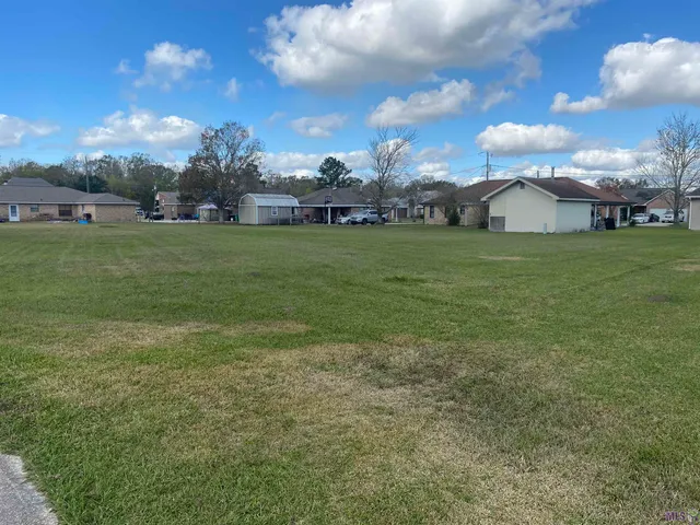 $17,500 | Lot 15-blk Lucy Court, Plattenville, LA 70393