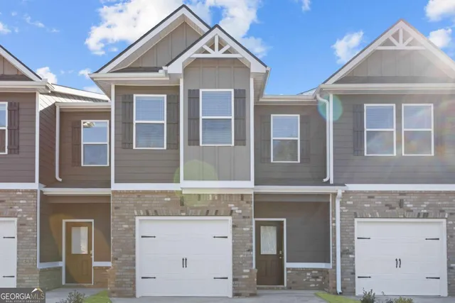 $241,490 | 115 Meadowview Drive, Unit 19, Tyrone, GA 30290