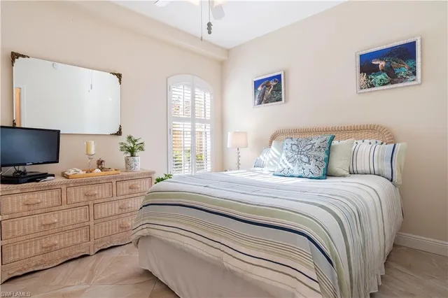 $375,000 | 162 Newport Drive, Unit 1204, Naples, FL 34114