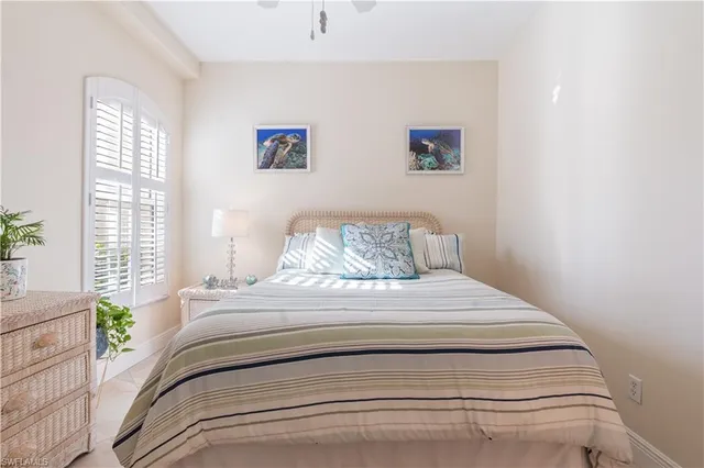 $375,000 | 162 Newport Drive, Unit 1204, Naples, FL 34114