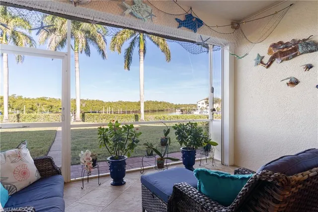 $375,000 | 162 Newport Drive, Unit 1204, Naples, FL 34114