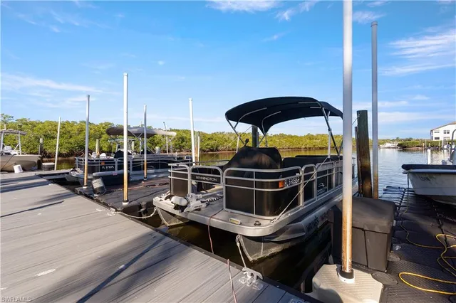 $375,000 | 162 Newport Drive, Unit 1204, Naples, FL 34114