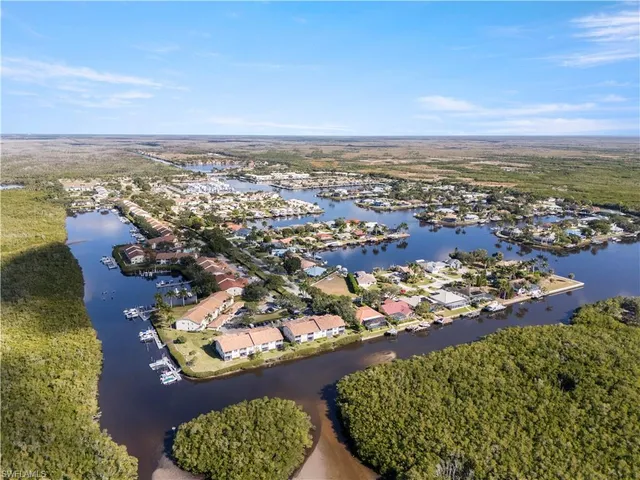 $375,000 | 162 Newport Drive, Unit 1204, Naples, FL 34114