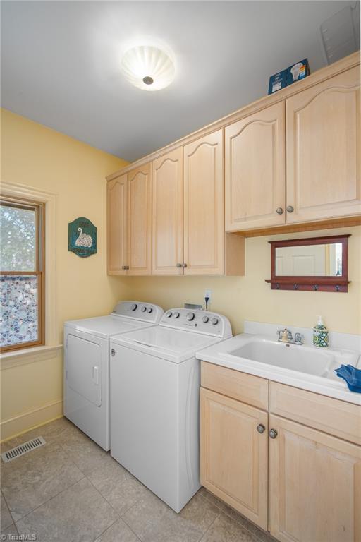 3029 Havasu Way High Point, NC 27265 - Photo 32 of 46