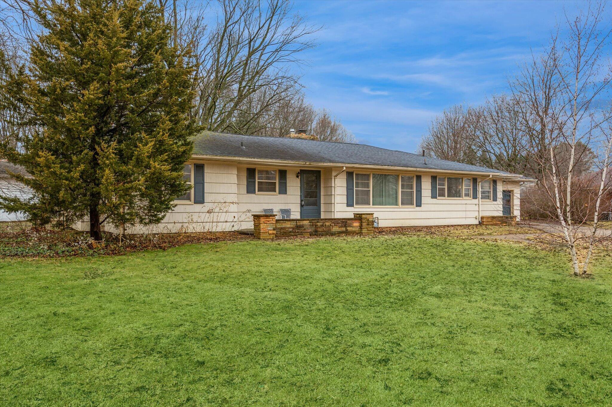 2700 Niles Road St. Joseph, MI 49085 - Photo 1 of 24 02-2