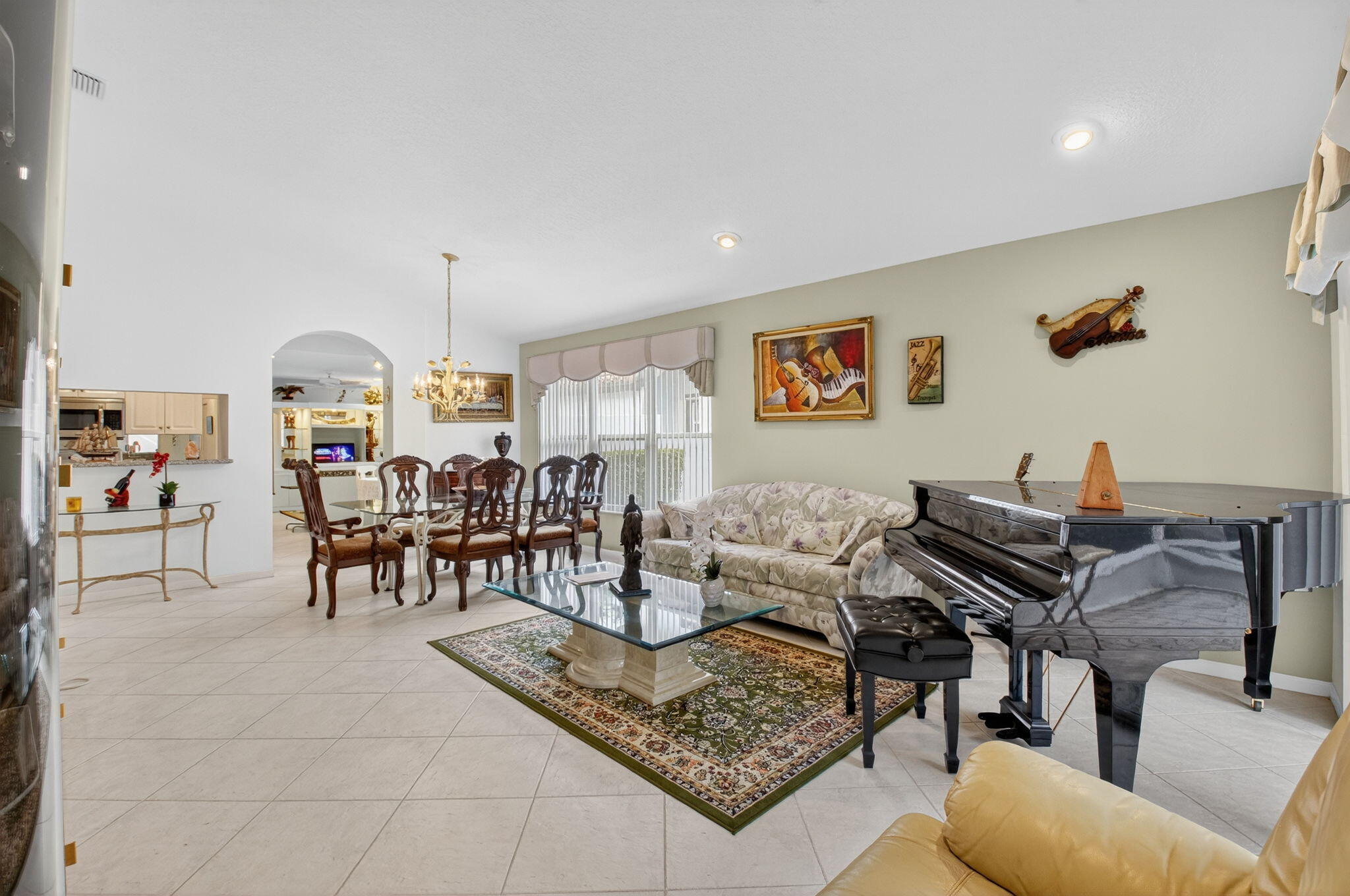 7470 Chorale Road Boynton Beach, FL 33437 - Photo 6 of 74 Living/ Dinning
